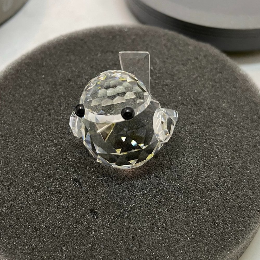 Swarovski  Authentic Silver Beak Crystal Sparrow  Figurine  Retired #7650 NIB